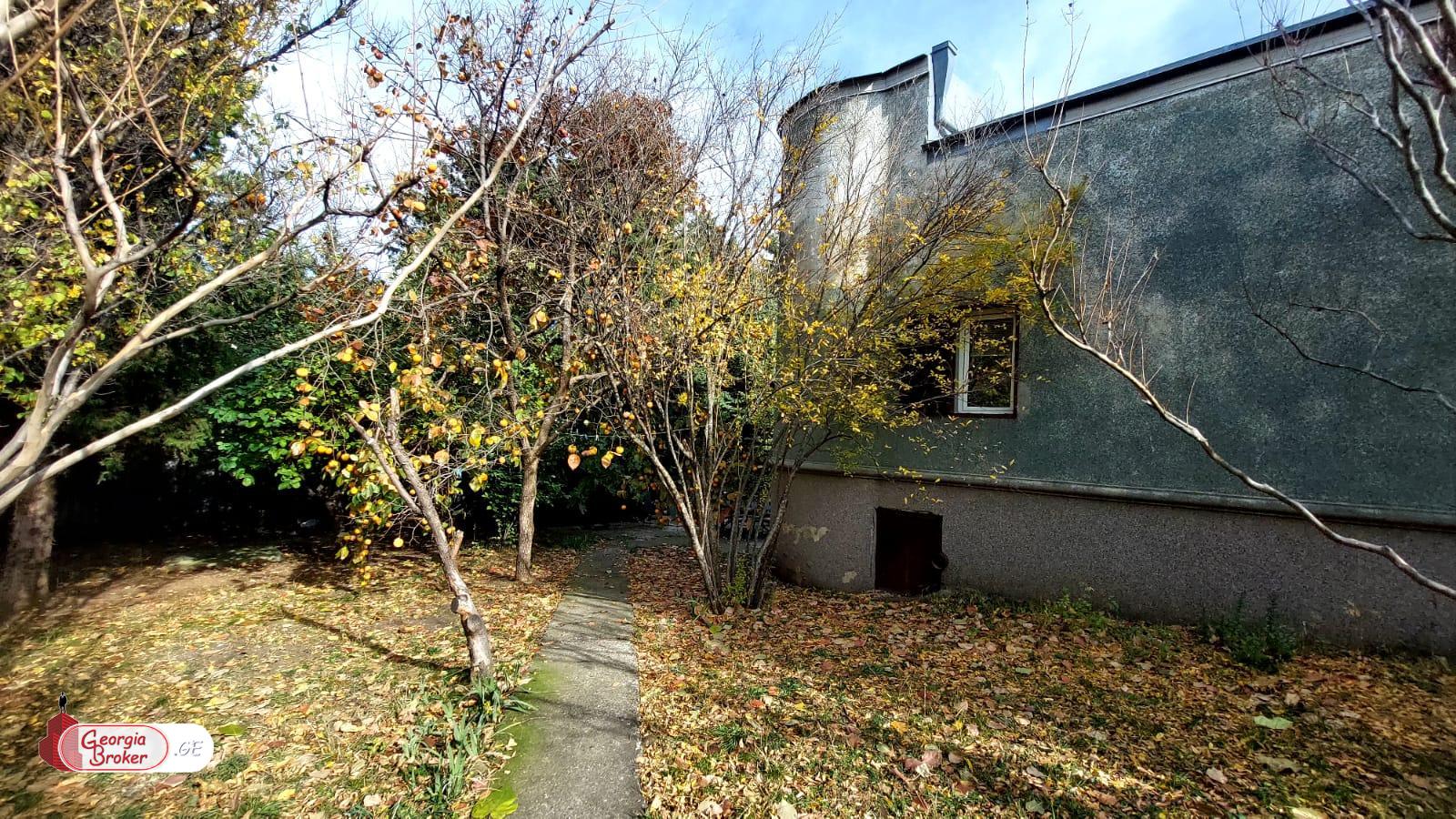 იყიდება ახალი გარემონტებული 5 ოთახიანი სახლი წეროვანში